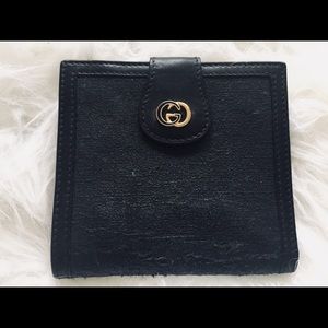 Vintage GUCCI Clasp Bi-Fold Wallet